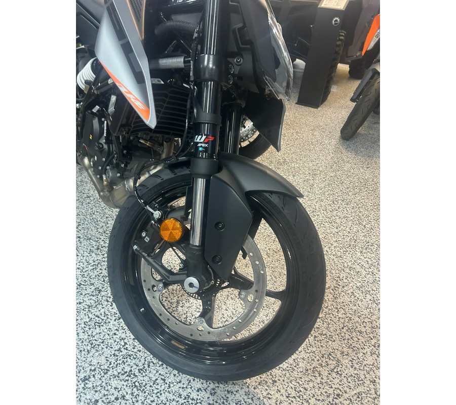 2026 KTM Duke 250