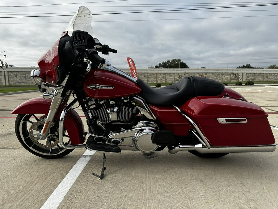 2023 Harley-Davidson Street Glide Redline Red