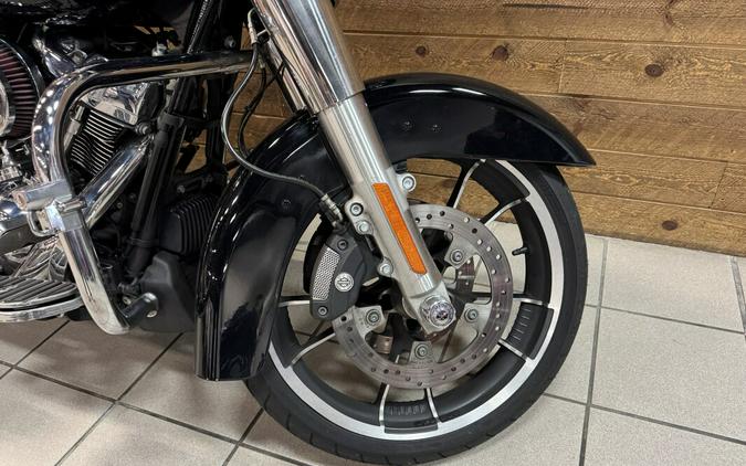 2021 Harley-Davidson® Street Glide® Vivid Black FLHX