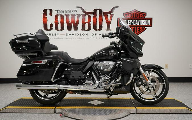 2025 Harley-Davidson Street Glide FLHXU - Ultra