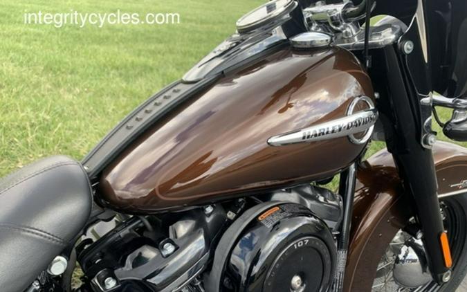 2019 Harley-Davidson® FLHC - Softail® Heritage Classic