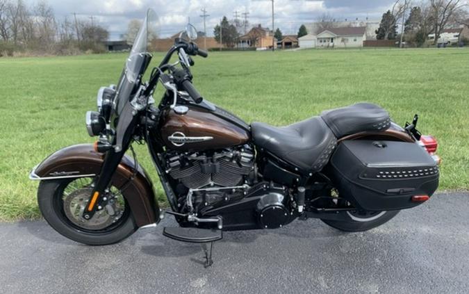 2019 Harley-Davidson® FLHC - Softail® Heritage Classic