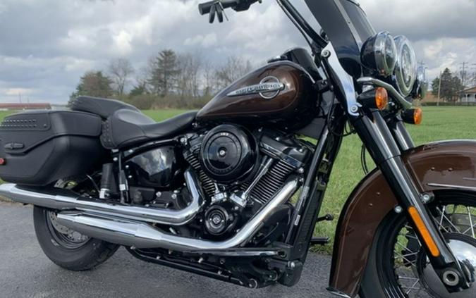 2019 Harley-Davidson® FLHC - Softail® Heritage Classic