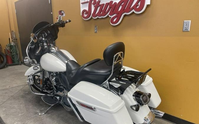 2017 Harley-Davidson FLHTP - Electra Glide Fire/Rescue FLHP - Road King FireRescue