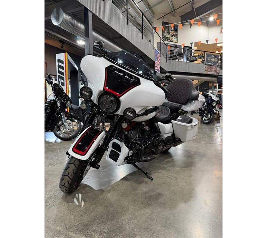 2021 Harley-Davidson CVO™ Street Glide®