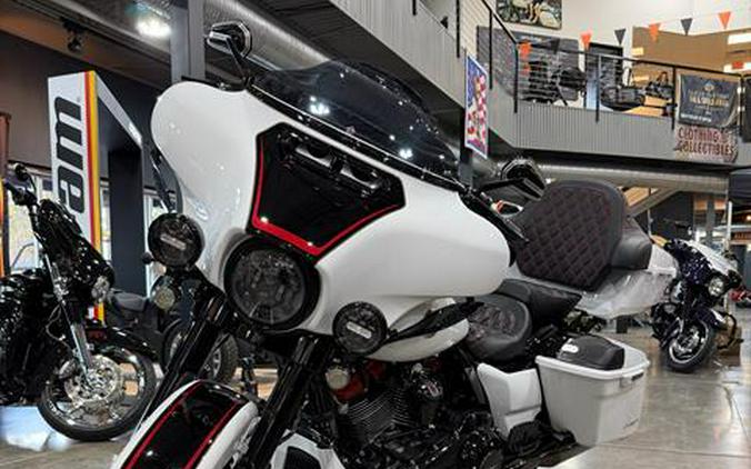 2021 Harley-Davidson CVO™ Street Glide®