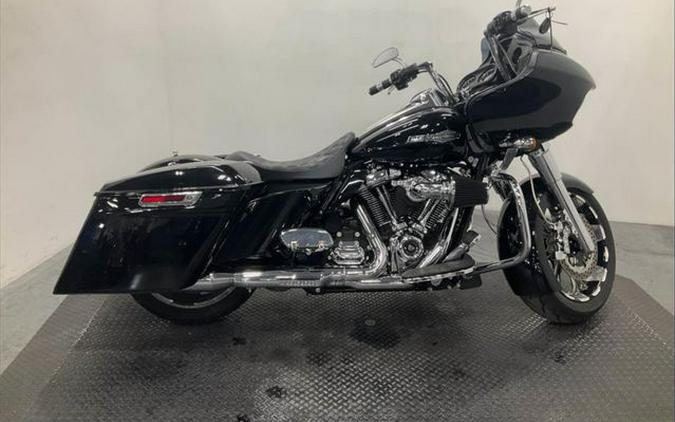 2023 Harley-Davidson Road Glide Base