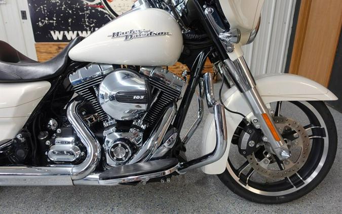 2015 Harley-Davidson Street Glide Special