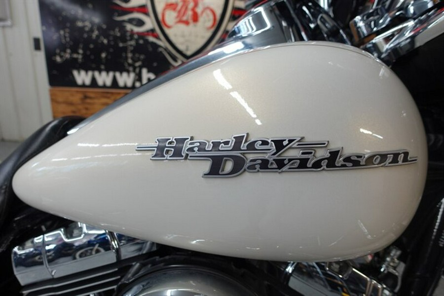 2015 Harley-Davidson Street Glide Special