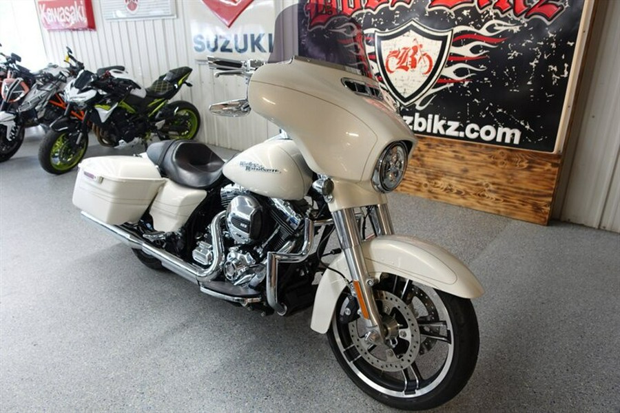 2015 Harley-Davidson Street Glide Special