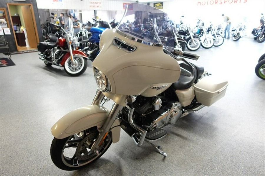 2015 Harley-Davidson Street Glide Special