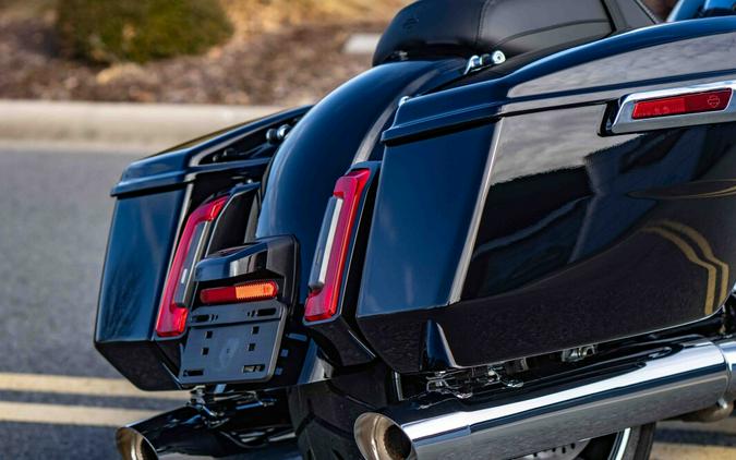 FLTRX 2025 Road Glide®