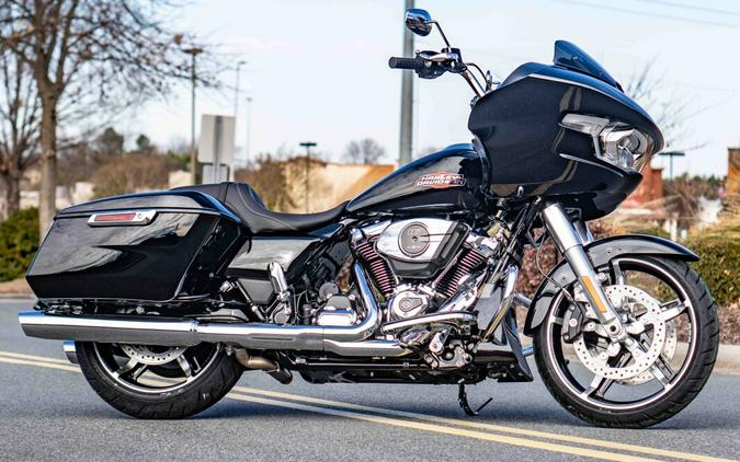 FLTRX 2025 Road Glide®