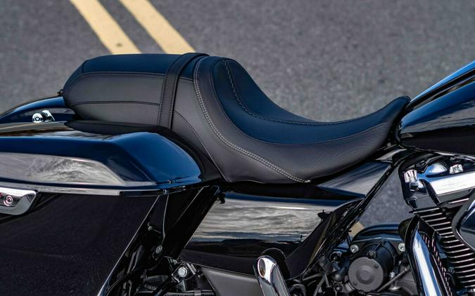 FLTRX 2025 Road Glide®
