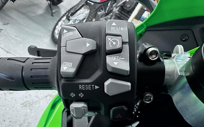 2025 Kawasaki Ninja® ZX™-10R KRT Edition ABS