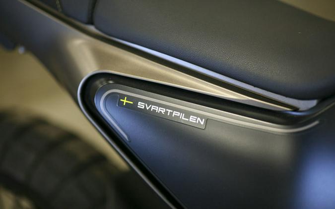 2023 Husqvarna SVARTPILEN 401