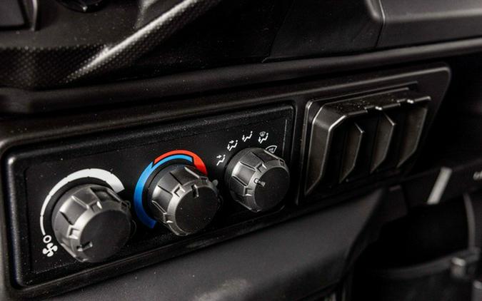 2026 Can-Am Defender Limited HD11