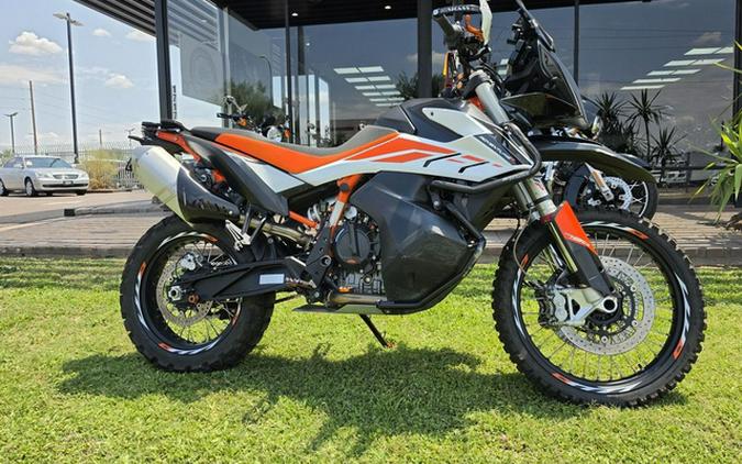 2020 KTM Adventure 790 R