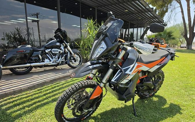 2020 KTM Adventure 790 R