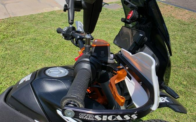 2020 KTM Adventure 790 R
