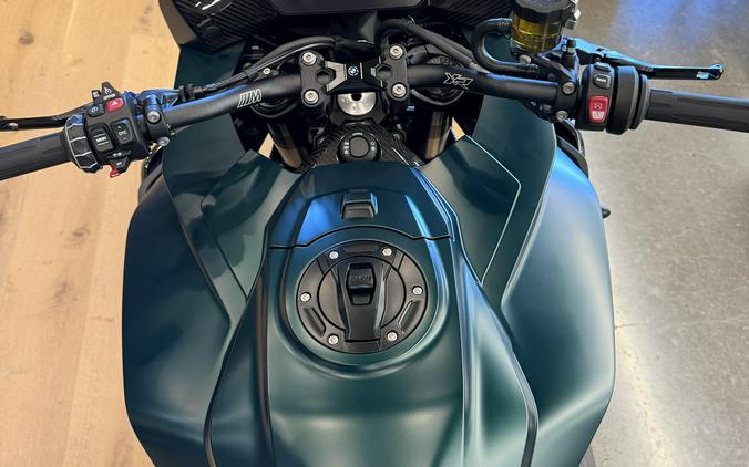 2026 BMW M 1000 XR
