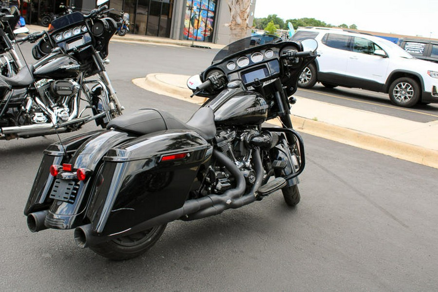 2019 Harley-Davidson® FLHXS - Street Glide® Special