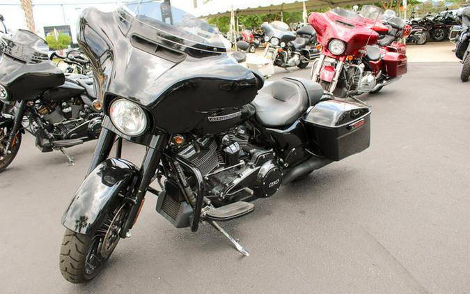 2019 Harley-Davidson® FLHXS - Street Glide® Special