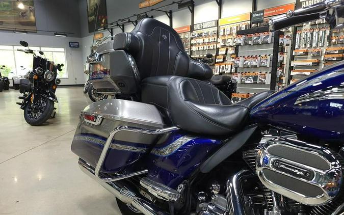 2016 Harley-Davidson® FLHTKSE - CVO™ Limited