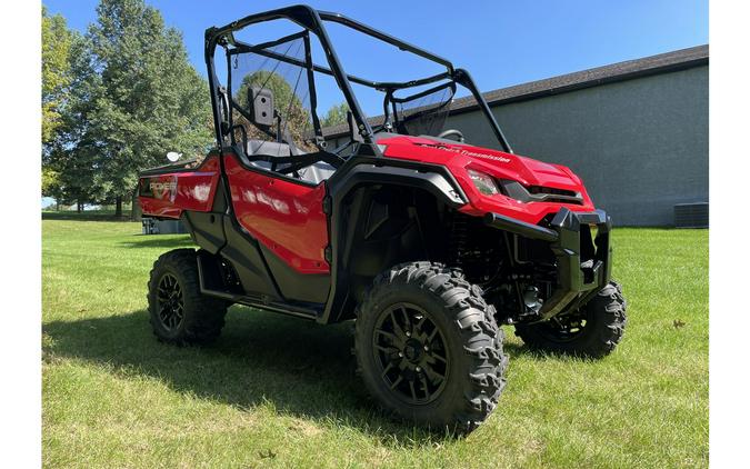 2023 Honda Pioneer 1000 Deluxe