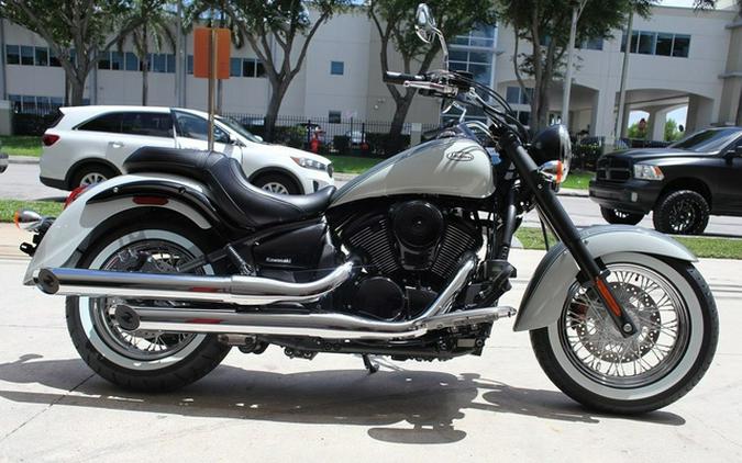 2024 Kawasaki Vulcan 900 Classic