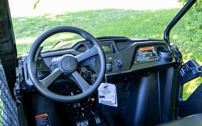 2026 Pioneer 520 - Honda
