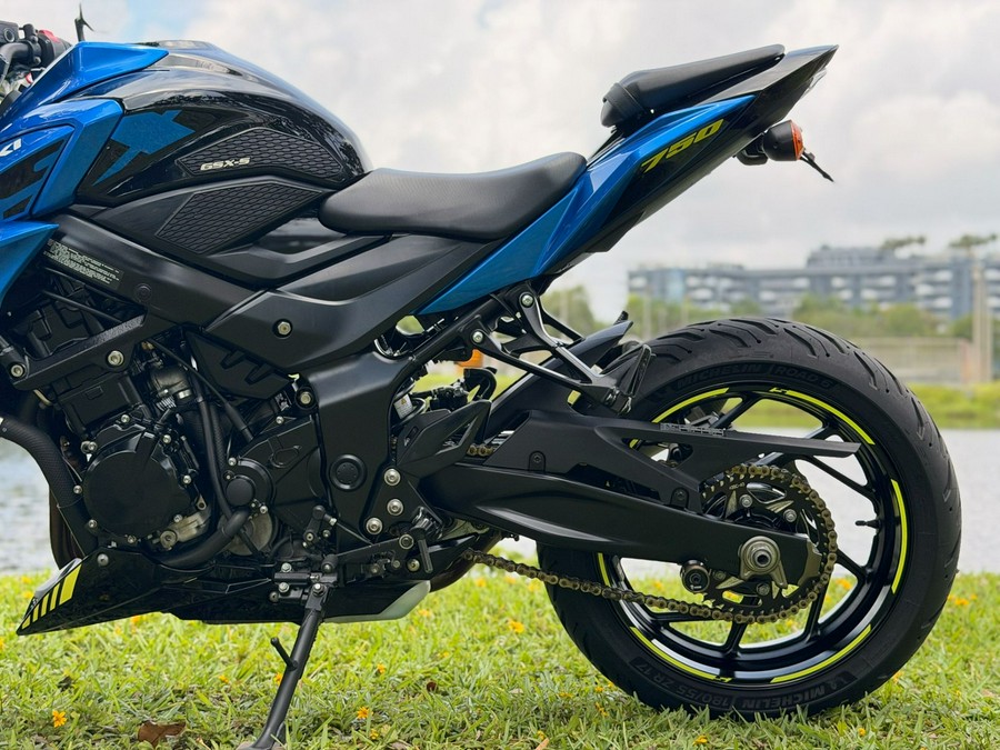 2022 Suzuki Motor of America Inc. GSX-S750Z ABS