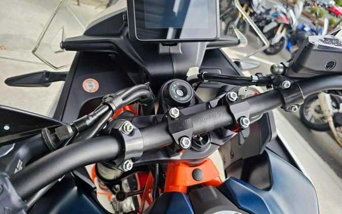 2023 KTM 890 Adventure R