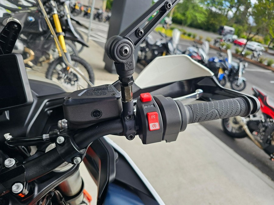 2023 KTM 890 Adventure R