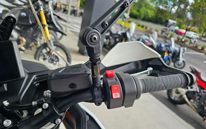2023 KTM 890 Adventure R