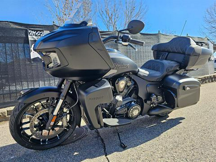 2023 Indian Motorcycle Pursuit® Dark Horse® with Premium Package