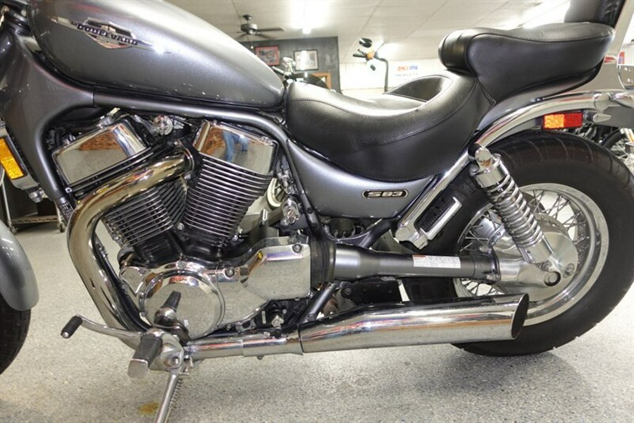 2005 Suzuki Boulevard S83