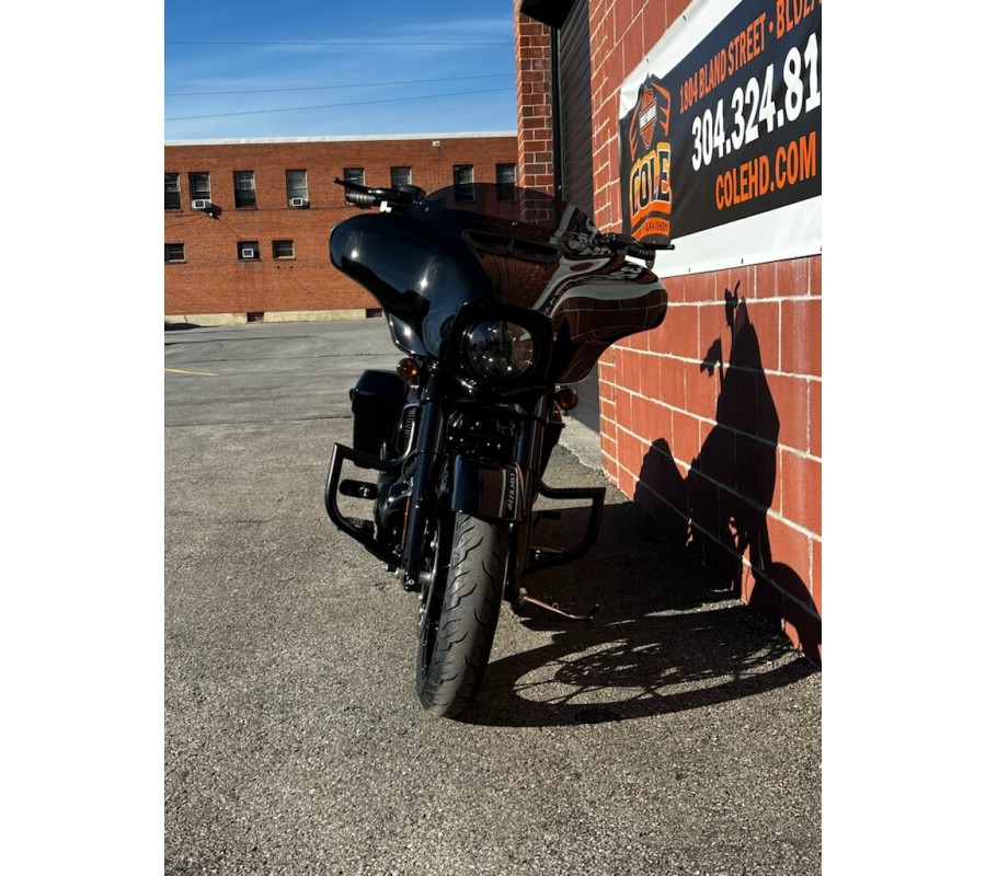 2021 Harley-Davidson® FLHXS Street Glide® Special