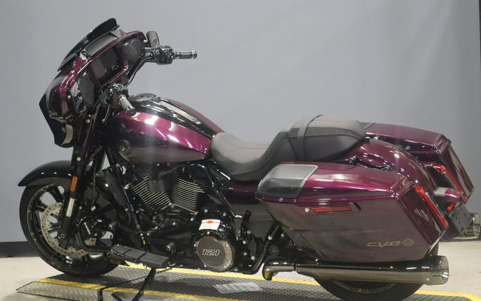 2025 Harley-Davidson CVO Street Glide FLHXSE