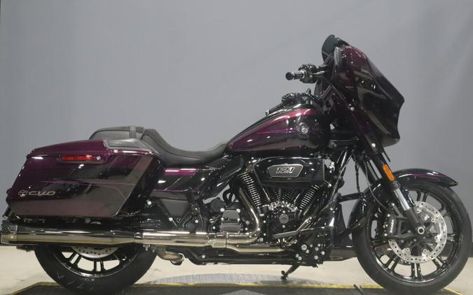 2025 Harley-Davidson CVO Street Glide FLHXSE