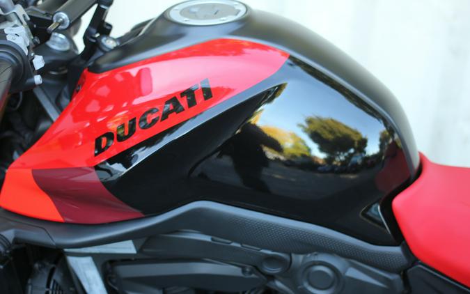 2024 Ducati Monster SP