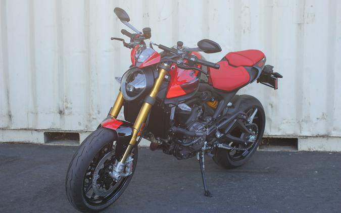 2024 Ducati Monster SP