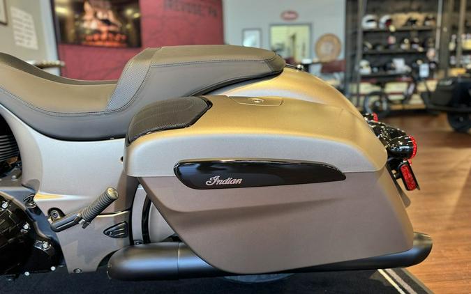 2024 Indian Motorcycle® Chieftain® Dark Horse® w/Powerband Audio Pkg Sandstone Smoke