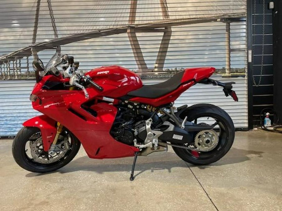 2024 Ducati Supersport 950 S Red 950 S