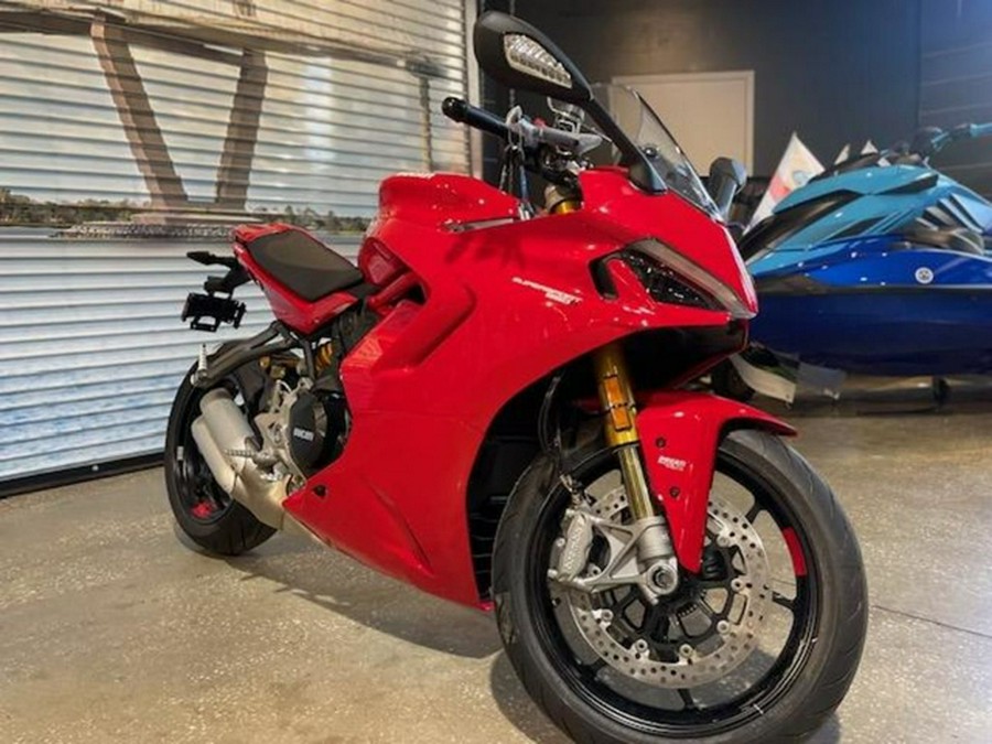 2024 Ducati Supersport 950 S Red 950 S