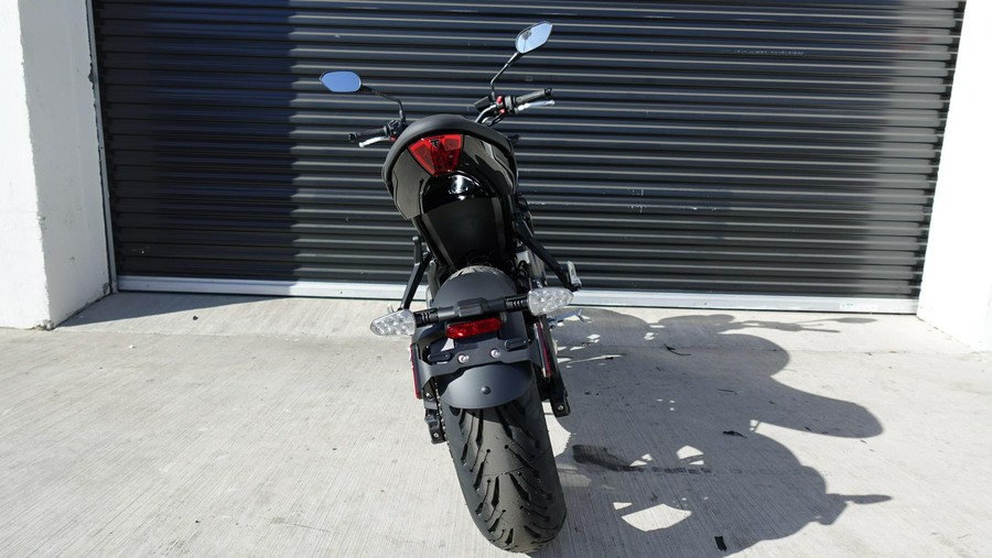 2025 Triumph Trident 660