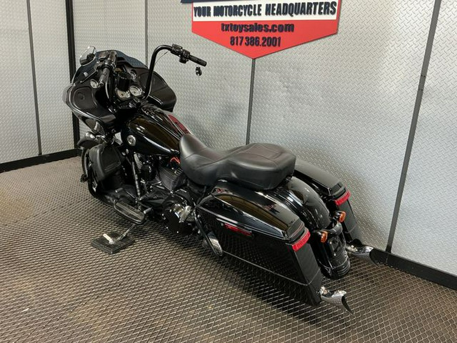 2015 Harley-Davidson Road Glide Base
