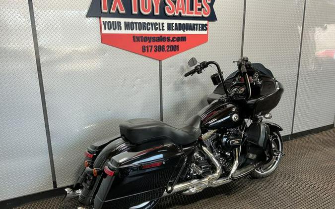 2015 Harley-Davidson Road Glide Base