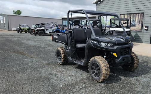 2023 Can-Am Defender DPS HD9 Timeless Black