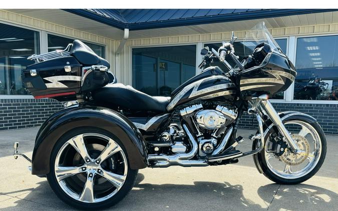 2011 Harley-Davidson® FLTRU ROAD GLIDE ULTRA/FBI TRIKE